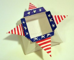 origami-star-box-hm.jpg