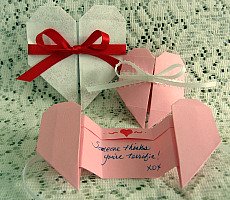 origami-heart-pull-apart-card00.jpg