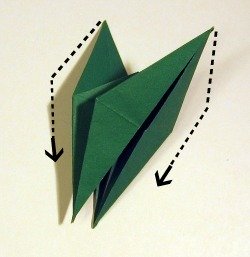 origami-star-4point-04a.jpg